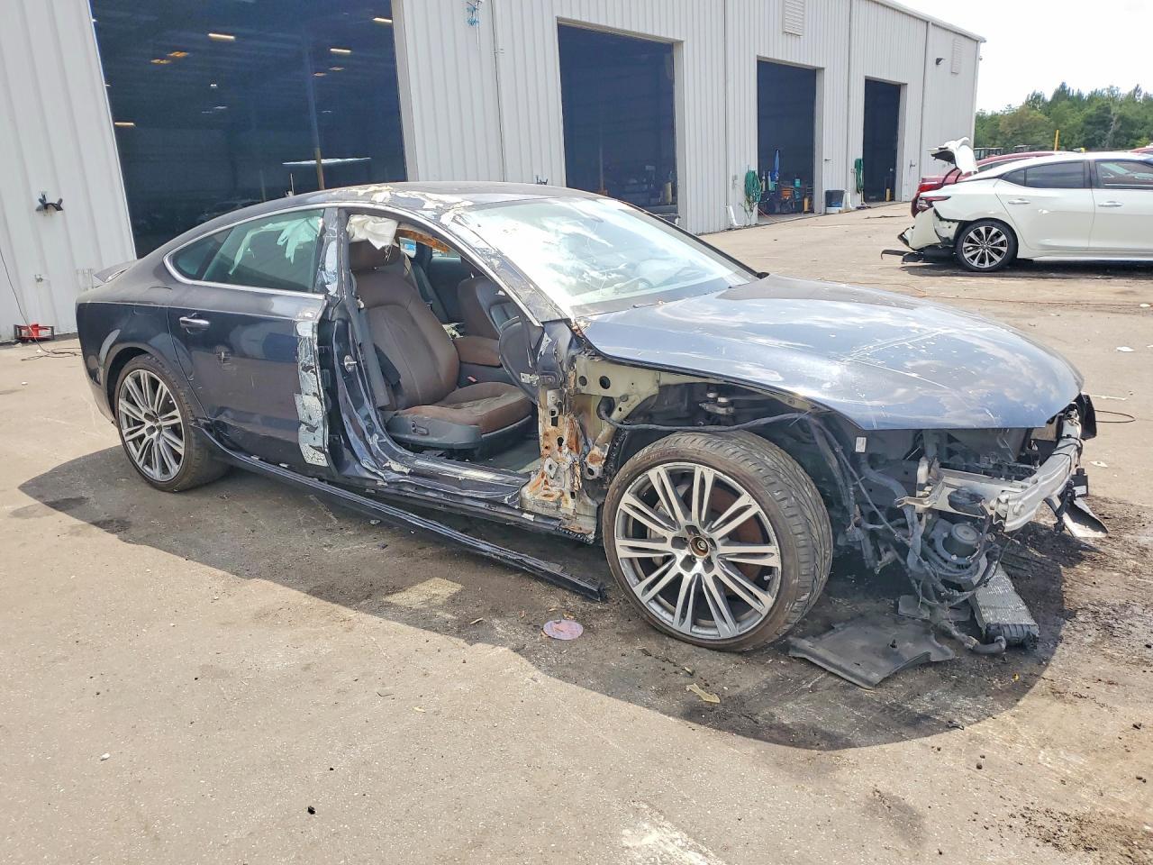 2015 Audi A7 Premium Plus - Image 4
