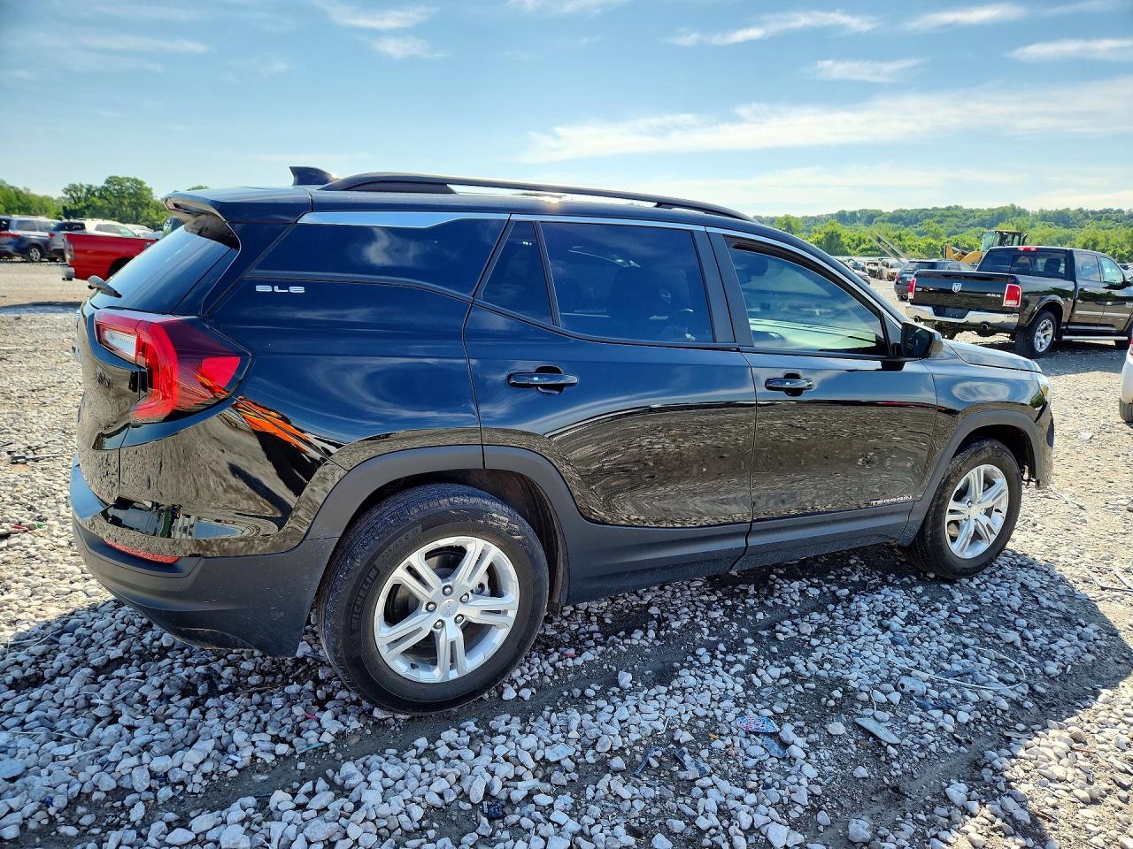 2024 GMC Terrain Sle - Фото 3