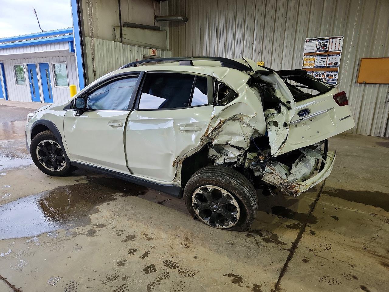 2021 Subaru Crosstrek Premium - Фото 2