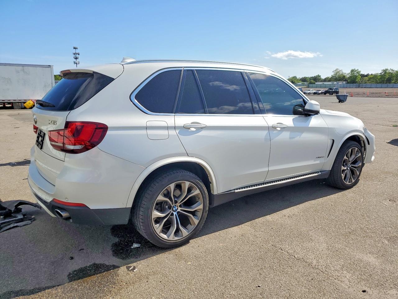 2017 BMW X5 Sdrive35I - Image 3
