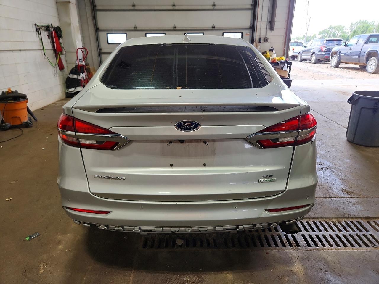 2019 Ford Fusion Se - Image 6