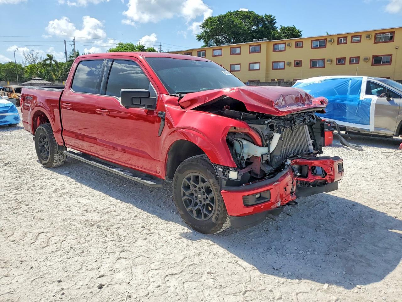 2024 Ford F150 Xlt - Фото 4
