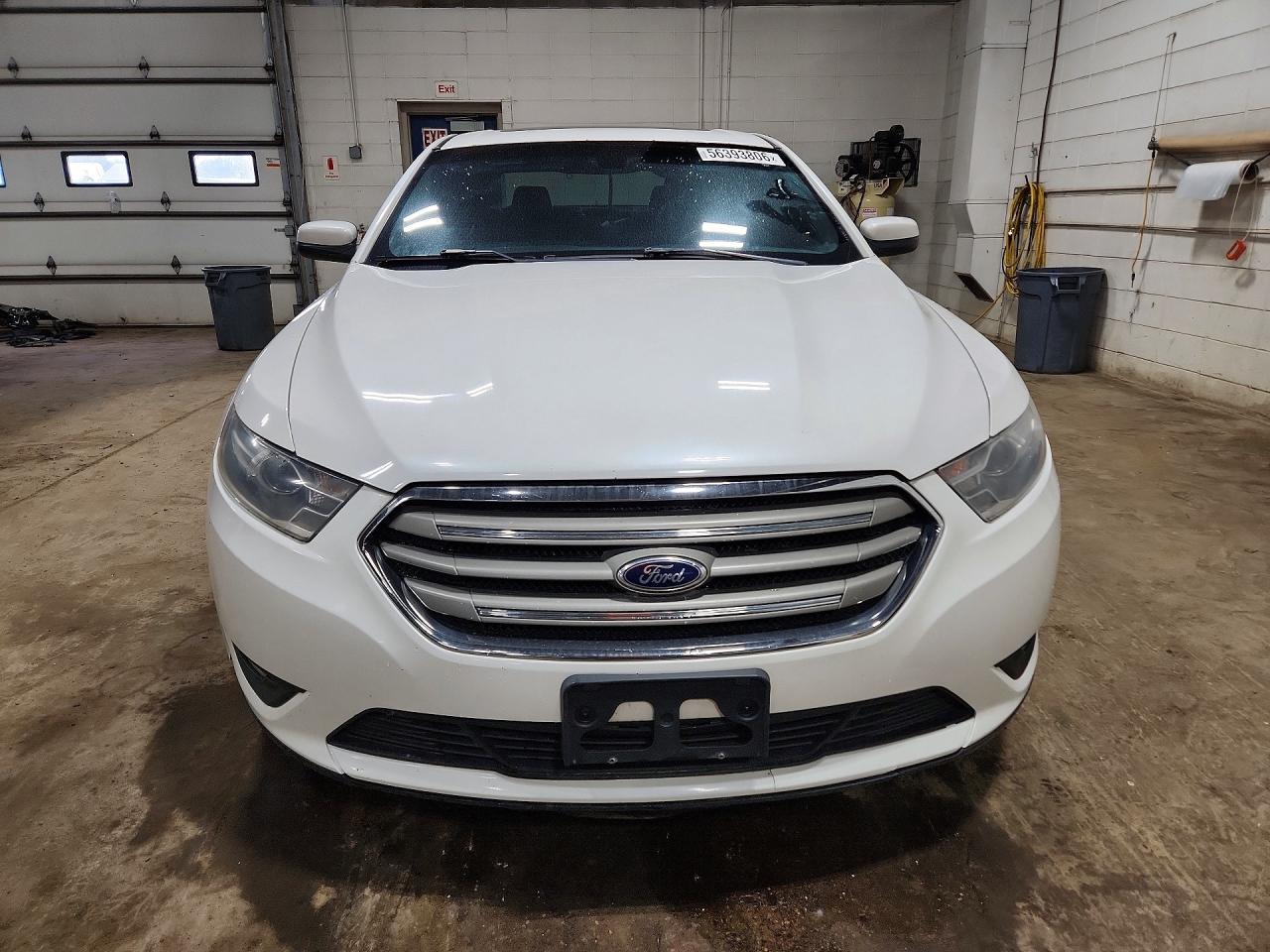 2014 Ford Taurus 4D - Фото 5