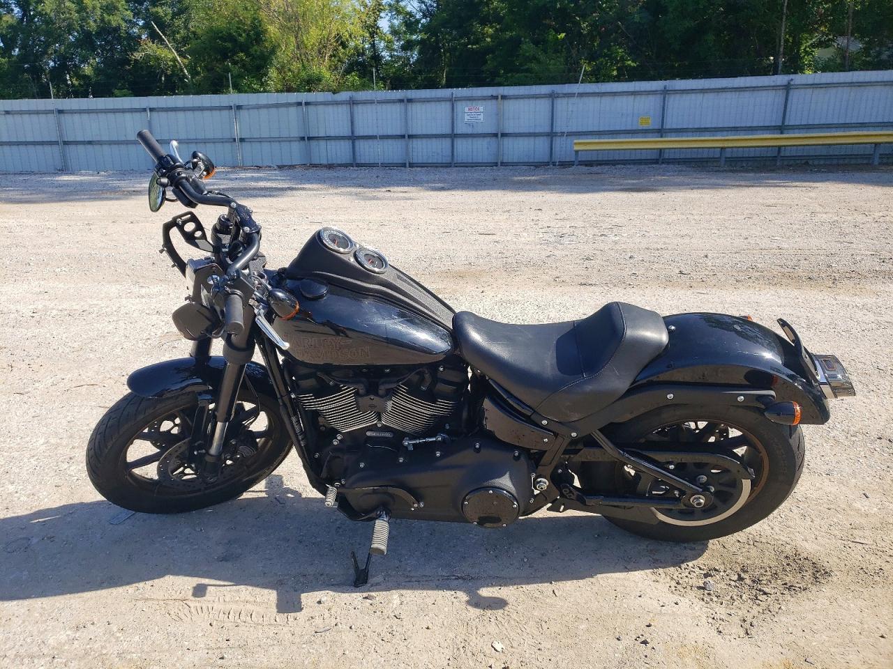 2021 Harley-Davidson Fxlrs - Фото 3