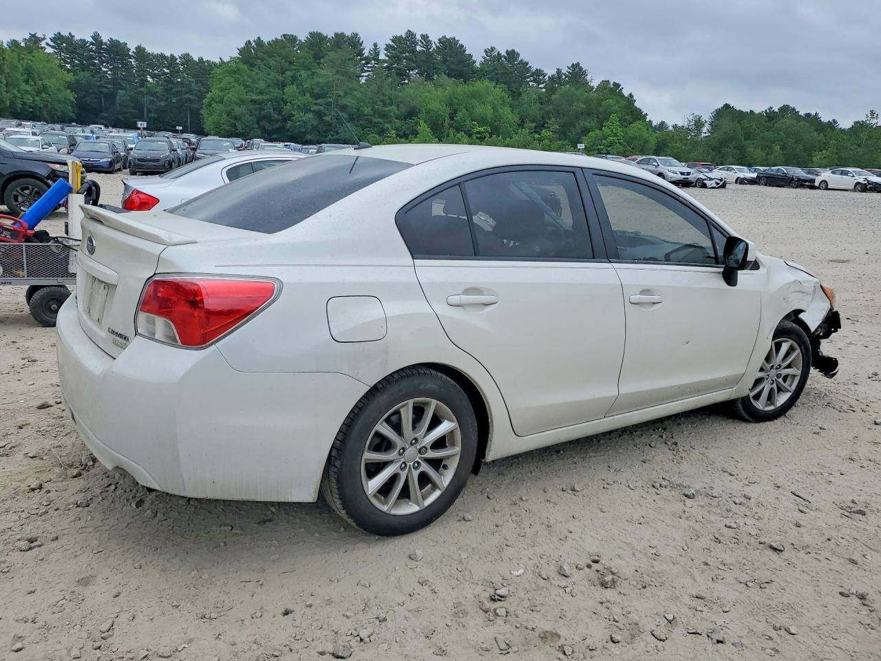 2013 Subaru Impreza Premium - Image 3