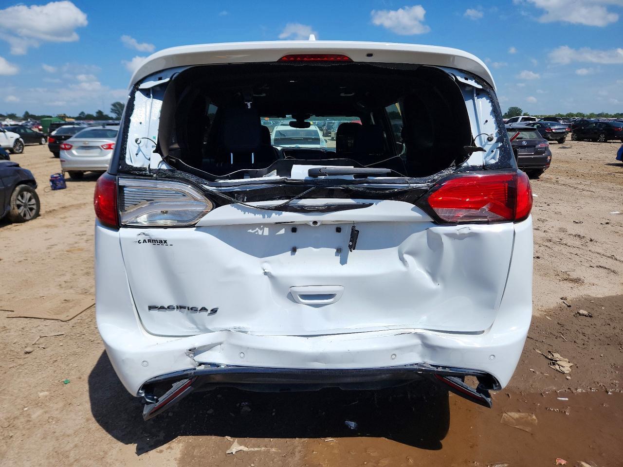 2019 Chrysler Pacifica Touring L Plus - Фото 6