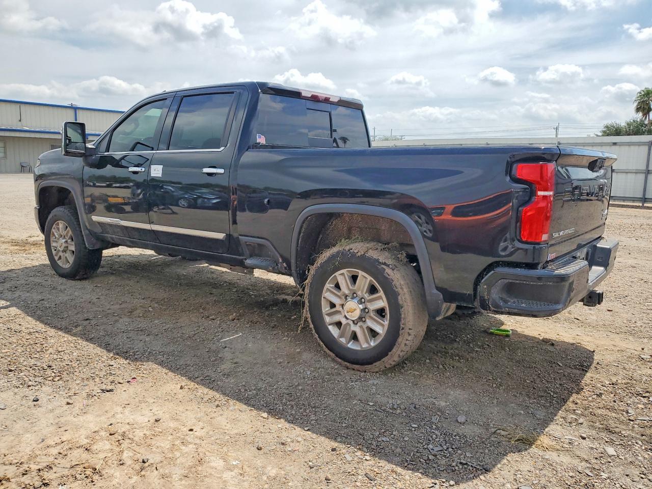 2024 Chevrolet Silverado K2500 High Country - Image 2