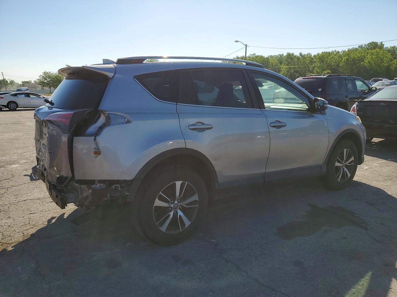 2018 Toyota Rav4 Xle - Фото 3