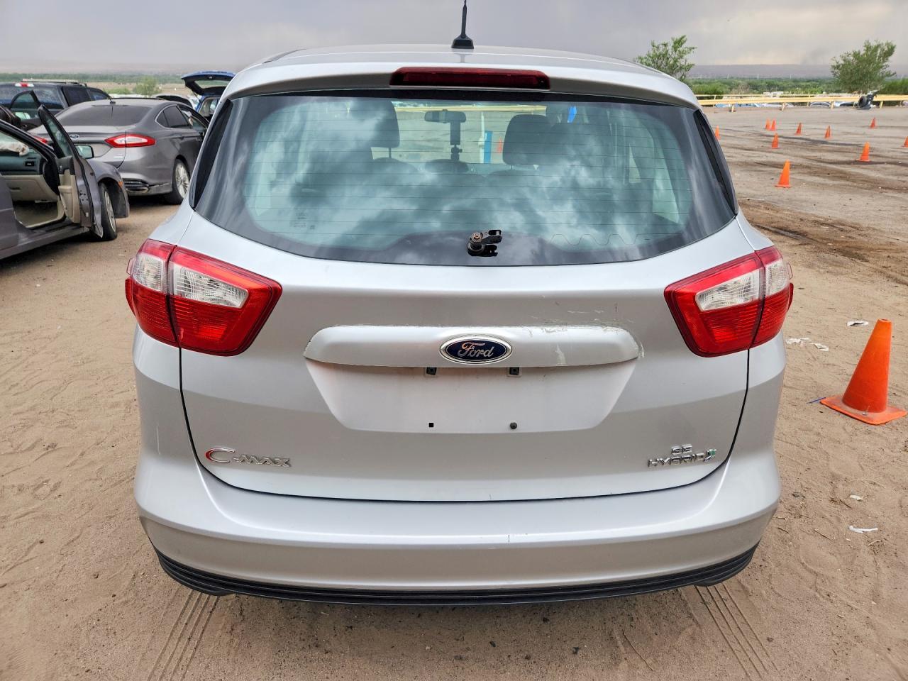 2015 Ford C-Max Se - Фото 6