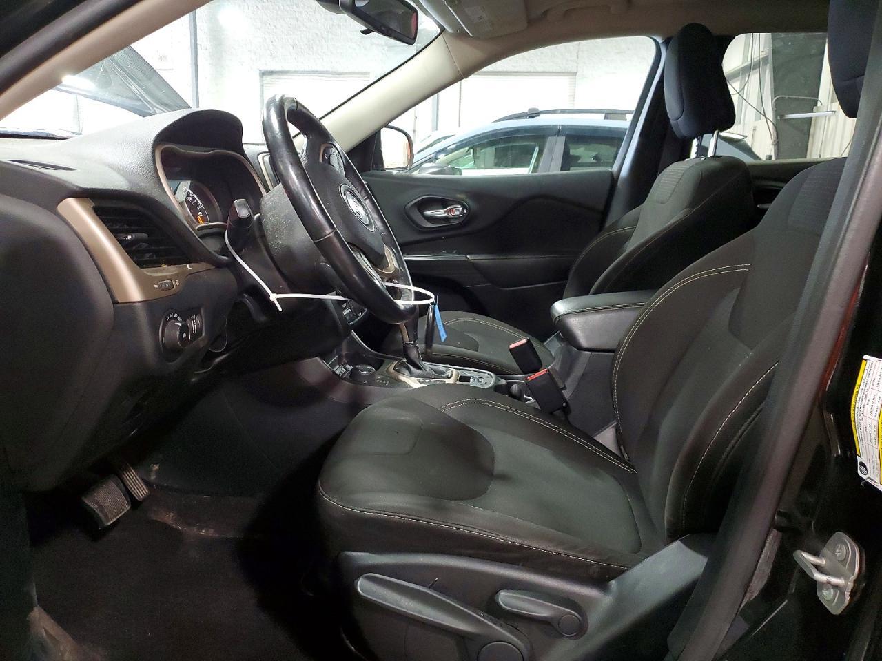 2016 Jeep Cherokee Latitude - Фото 7