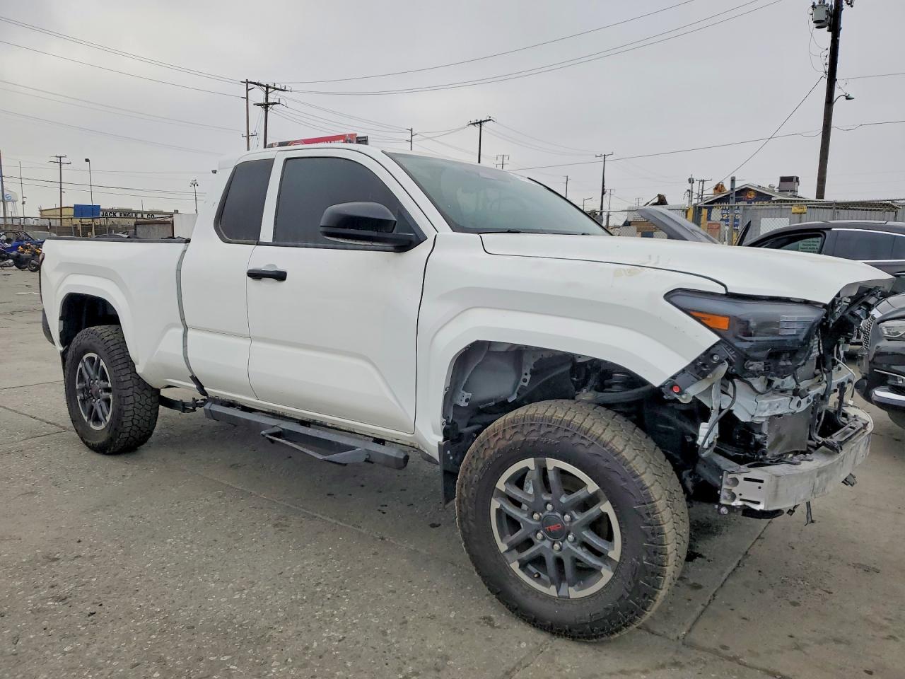 2024 Toyota Tacoma Sr - Фото 4