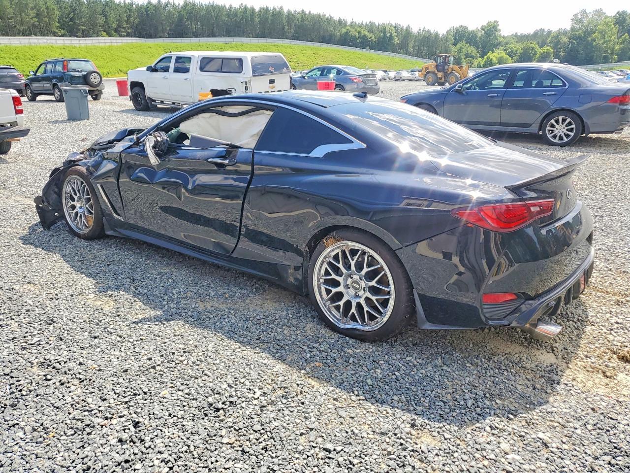 2017 Infiniti Q60 3.0T Premium - Image 2