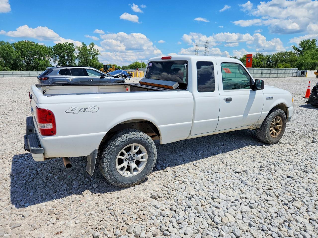 2007 Ford Ranger Super Cab - Image 3