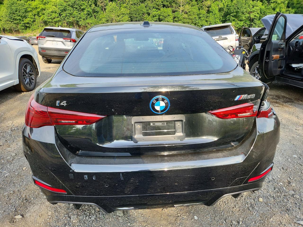 2025 BMW I4 M50 - Фото 6