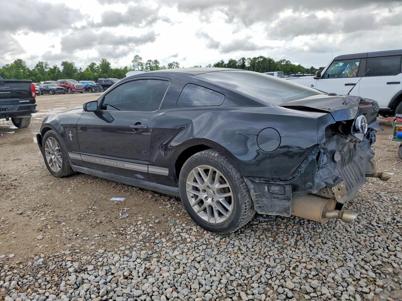 2012 Ford Mustang - Фото 2