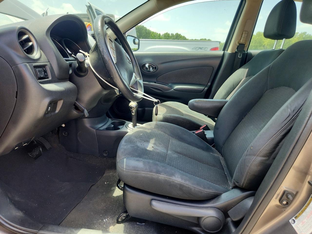 2015 Nissan Versa 1.6 Sv - Image 7