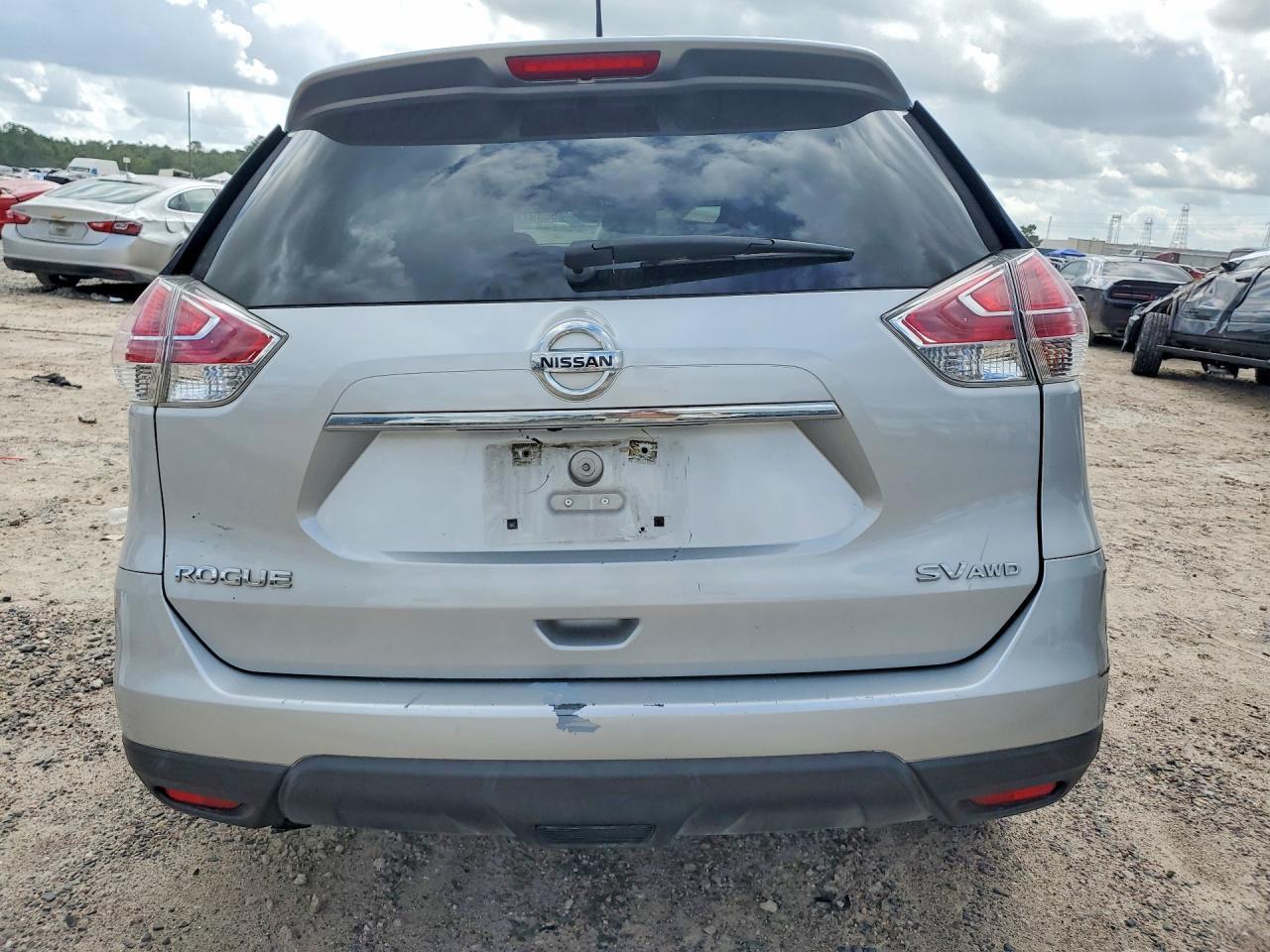 2016 Nissan Rogue Sv - Image 6
