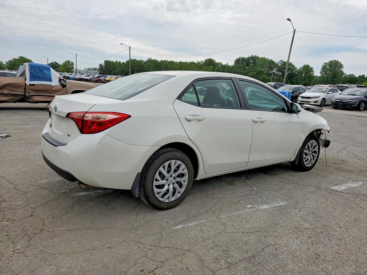 2019 Toyota Corolla Le - Фото 3