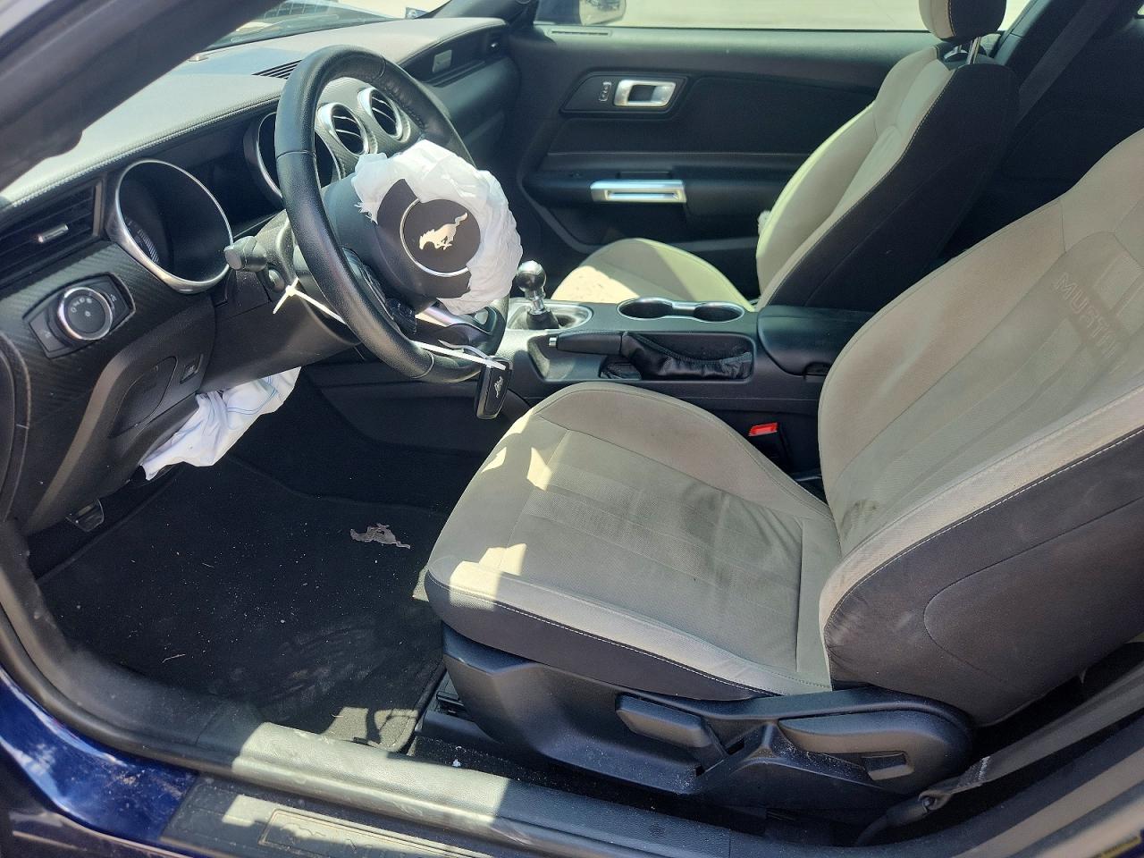 2019 Ford Mustang - Фото 7