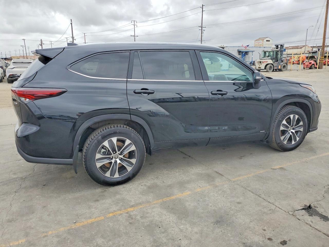 2025 Toyota Highlander Hybrid Xle - Фото 3
