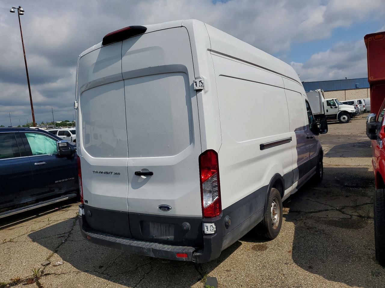 2019 Ford Transit T-350 - Фото 3