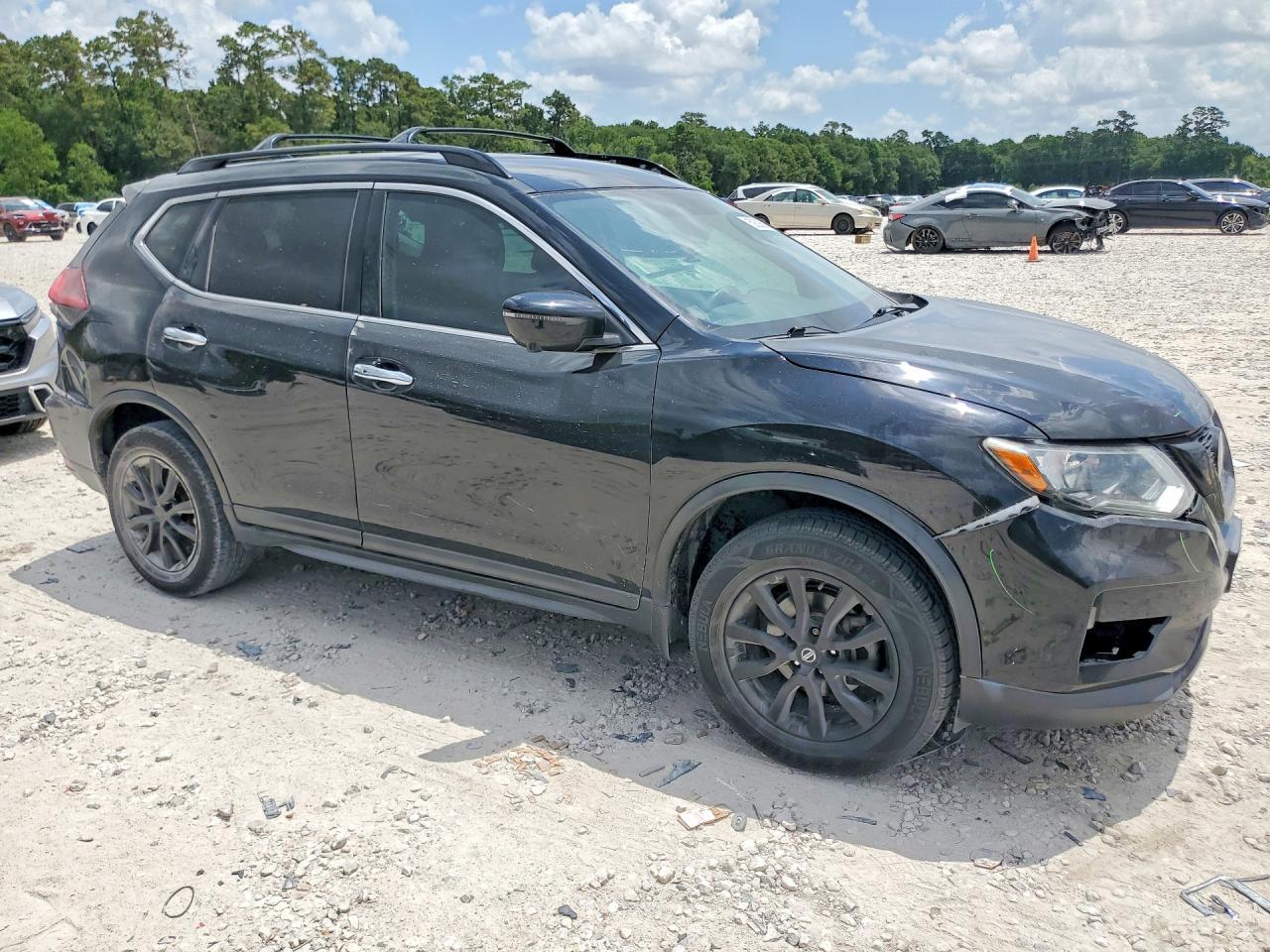 2018 Nissan Rogue S - Фото 4