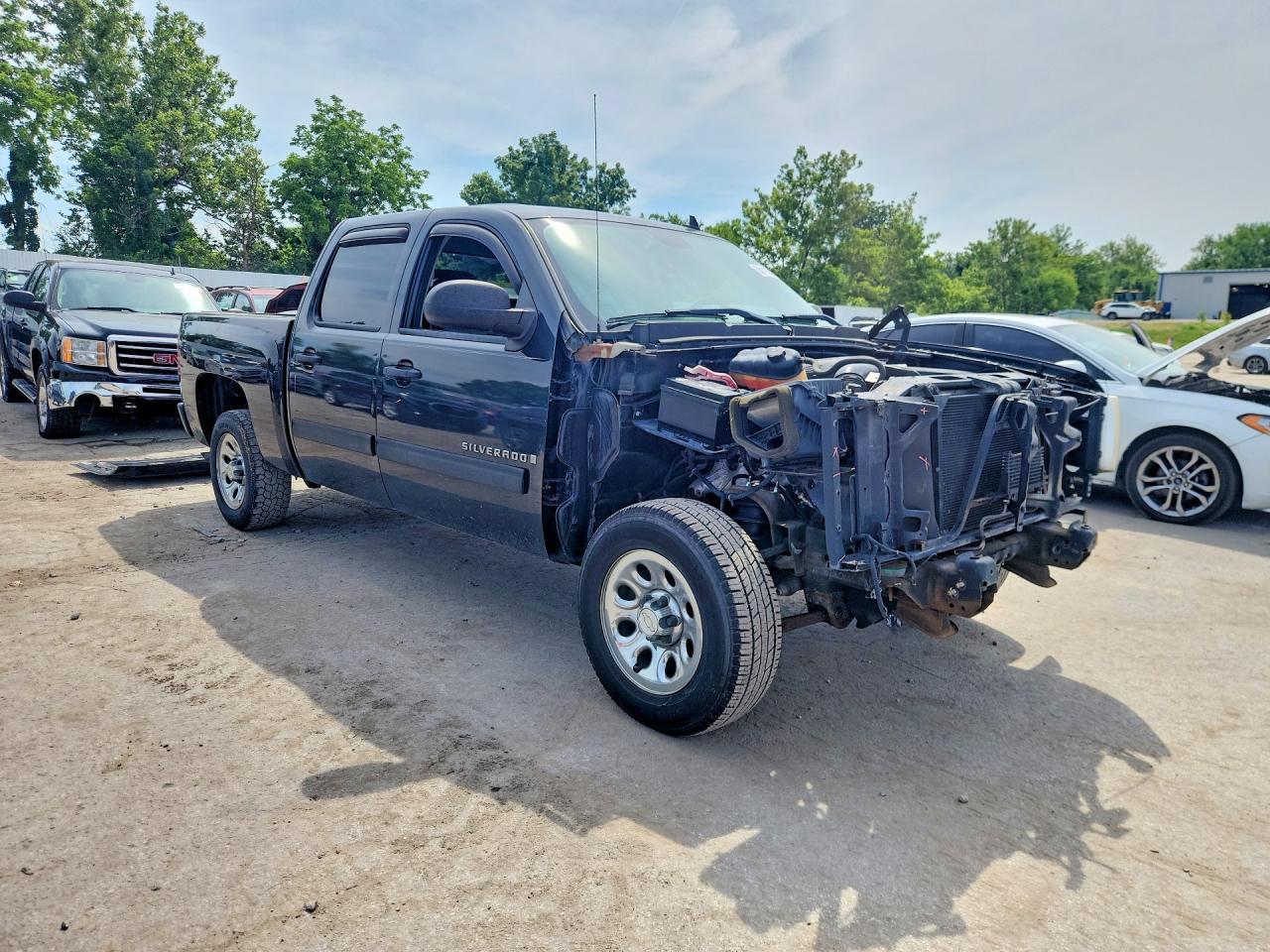 2009 Chevrolet Silverado C1500 - Image 4