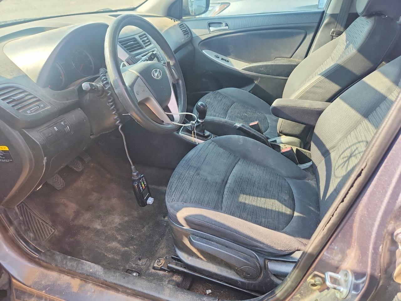 2017 Hyundai Accent Se - Image 7