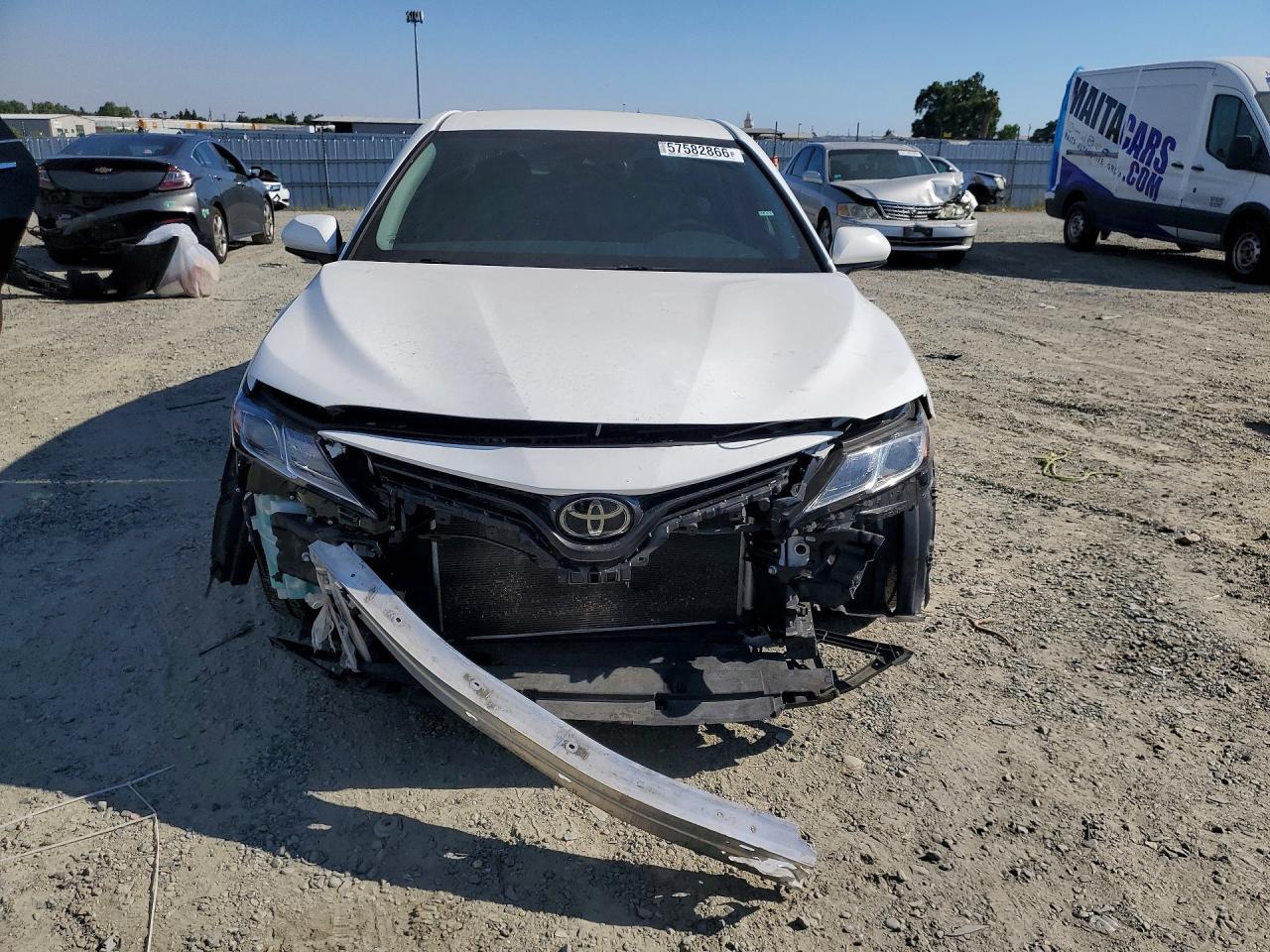 2018 Toyota Camry Le - Фото 5