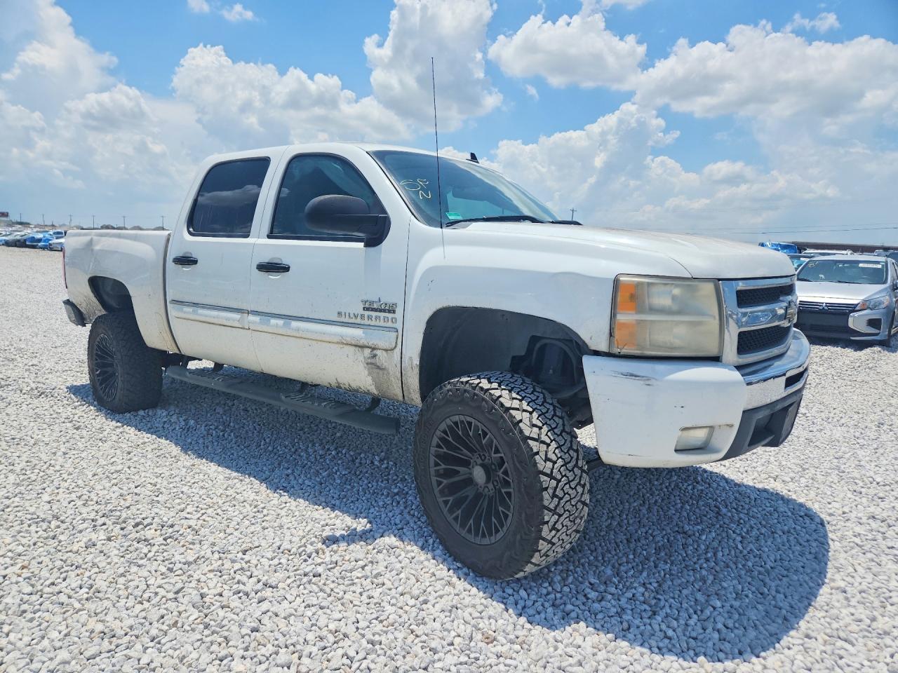 2010 Chevrolet Silverado C1500 Lt - Image 4