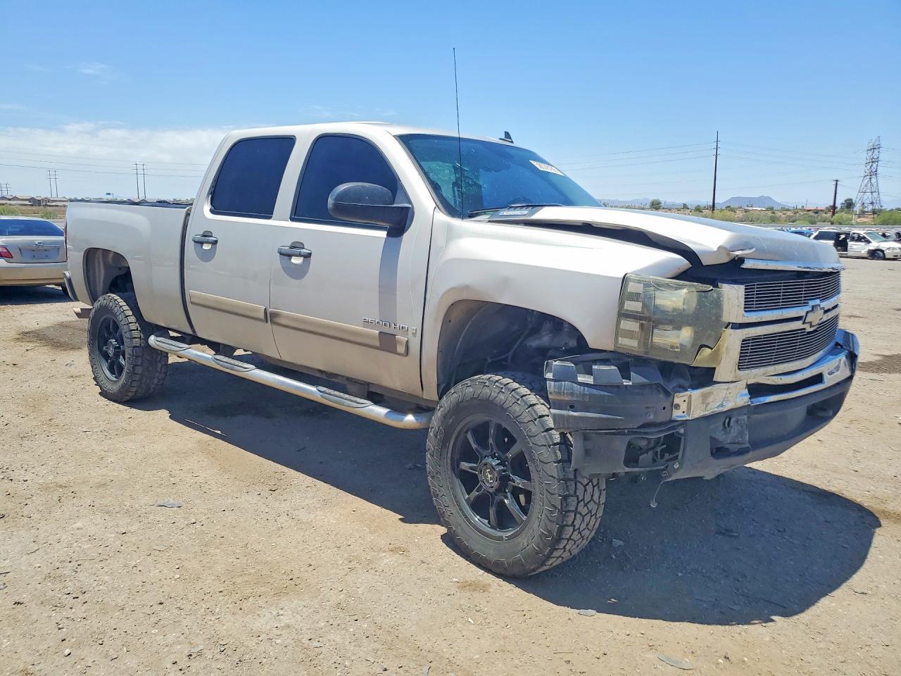 2007 Chevrolet Silverado C2500 Heavy Duty - Image 4