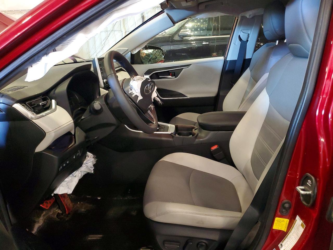 2020 Toyota Rav4 Limited - Image 7