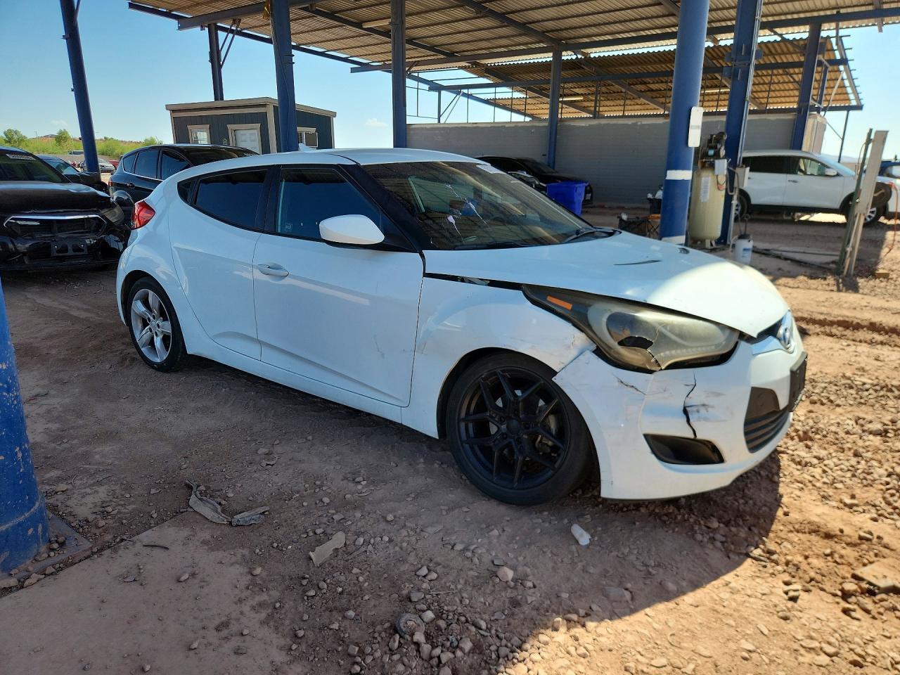 2015 Hyundai Veloster Base - Фото 4