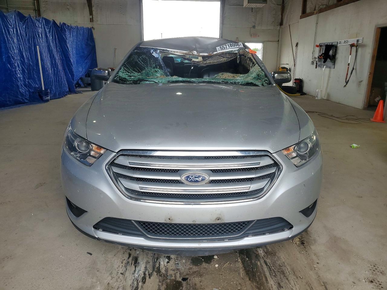 2016 Ford Taurus Limited - Фото 5