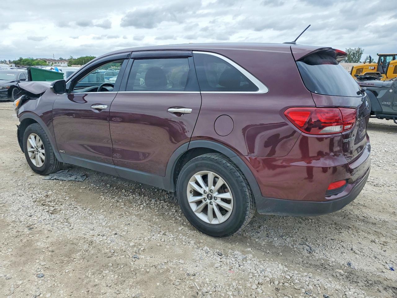 2019 Kia Sorento Lx - Image 2