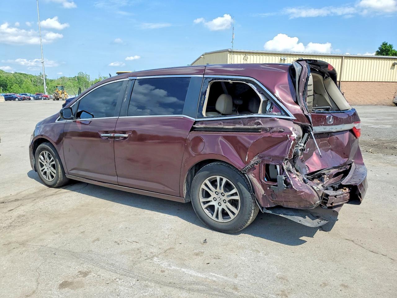2011 Honda Odyssey Exl - Фото 2
