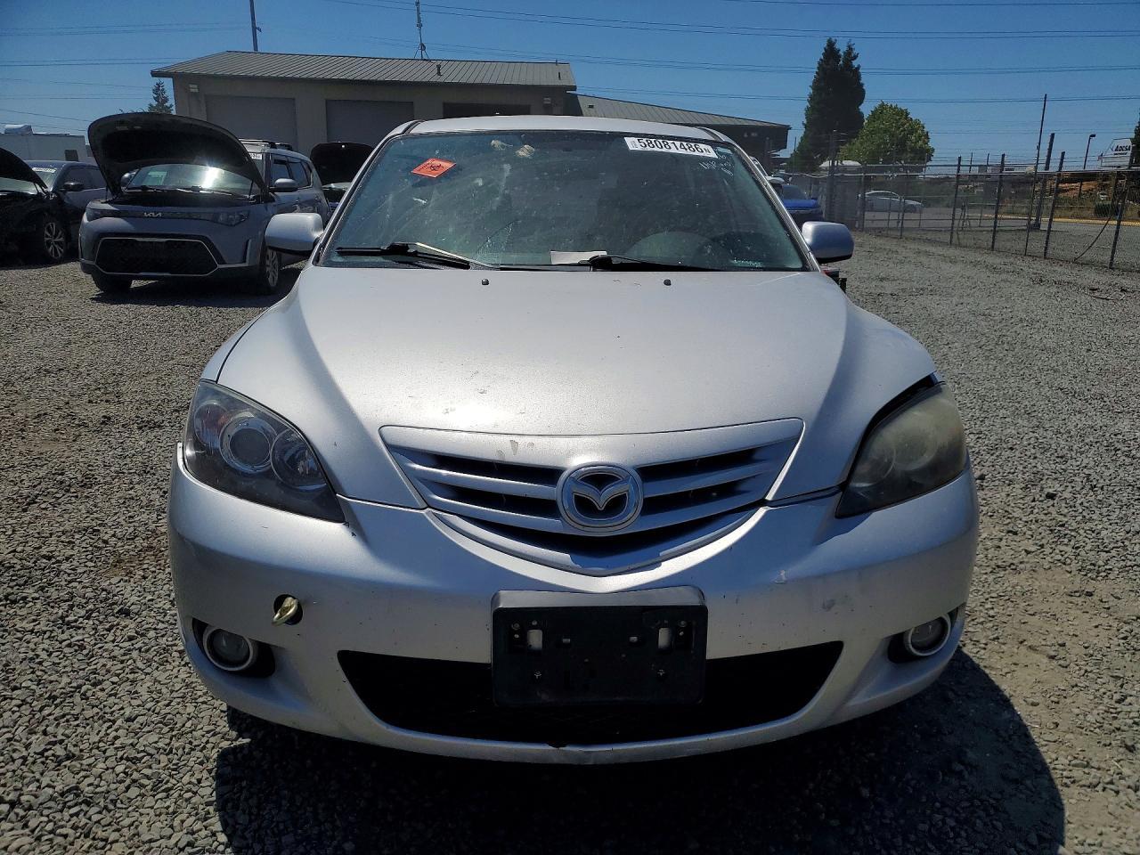 2004 Mazda 3 Hatchback - Фото 5