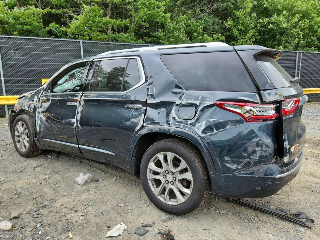 2018 Chevrolet Traverse Premier - Image 2
