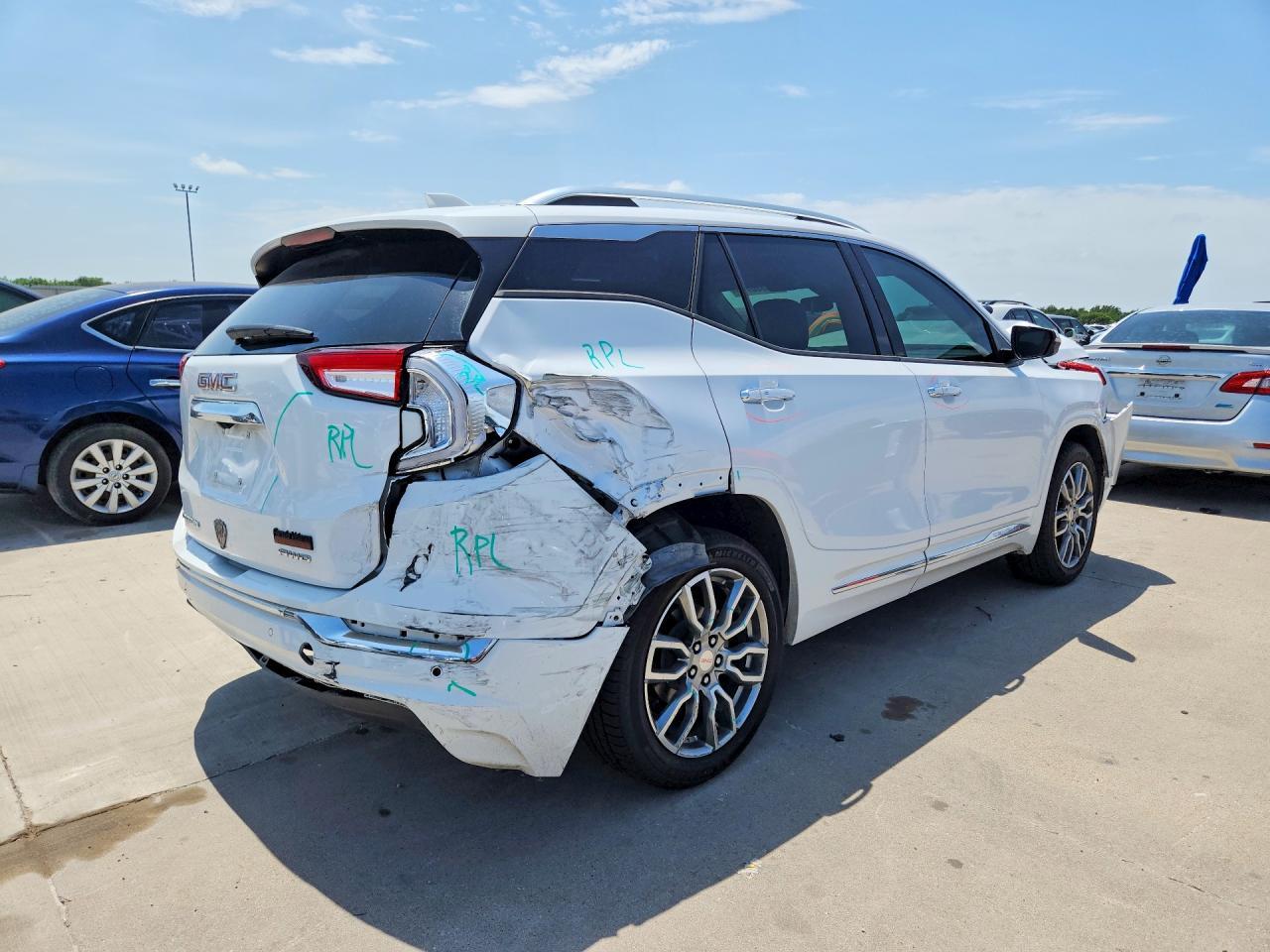 2023 GMC Terrain Denali - Фото 3