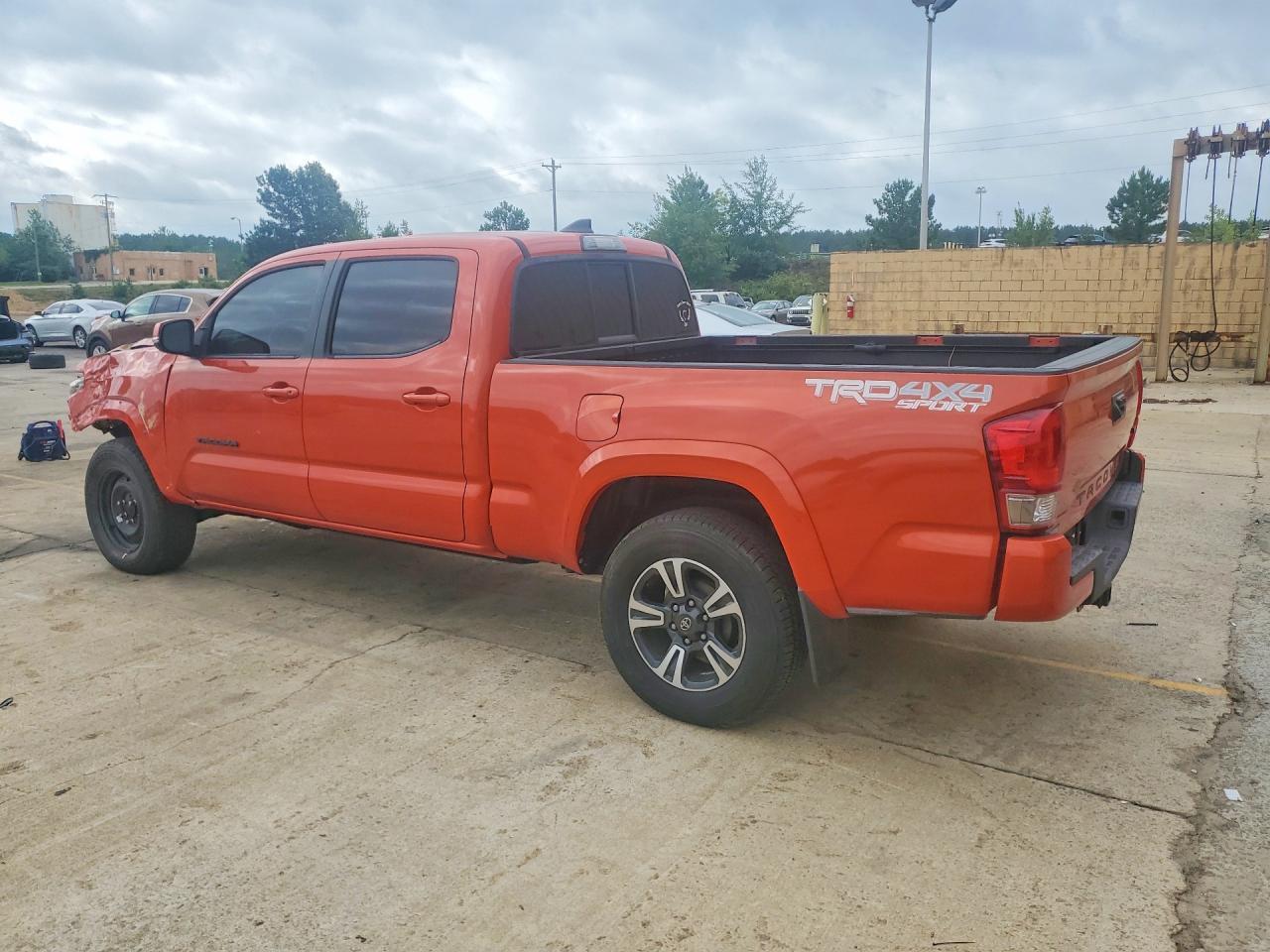 2016 Toyota Tacoma Trd Sport - Image 2