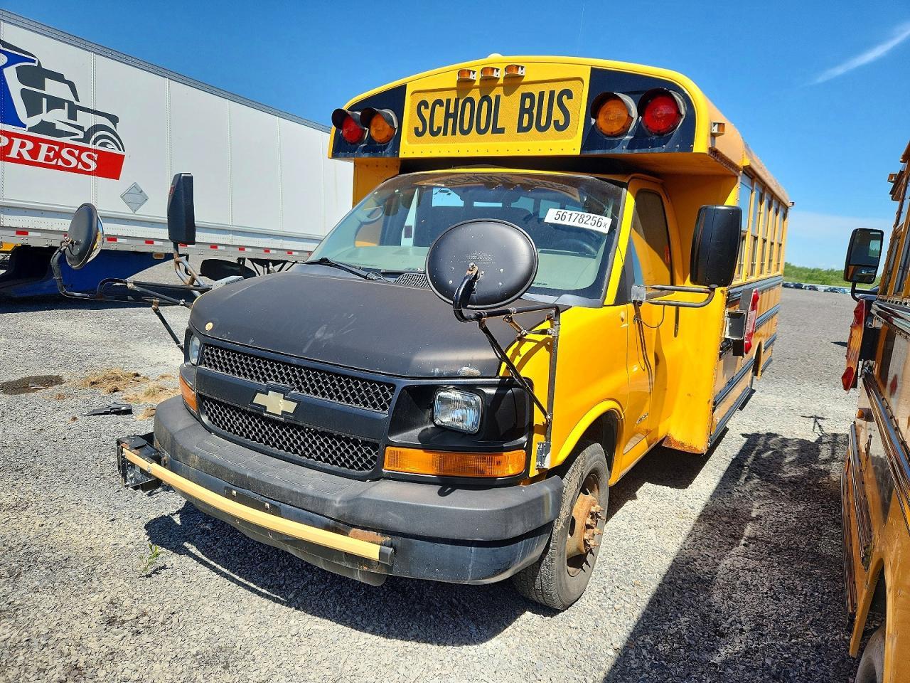 2012 Chevrolet Express G4 - School Bus - Фото 2
