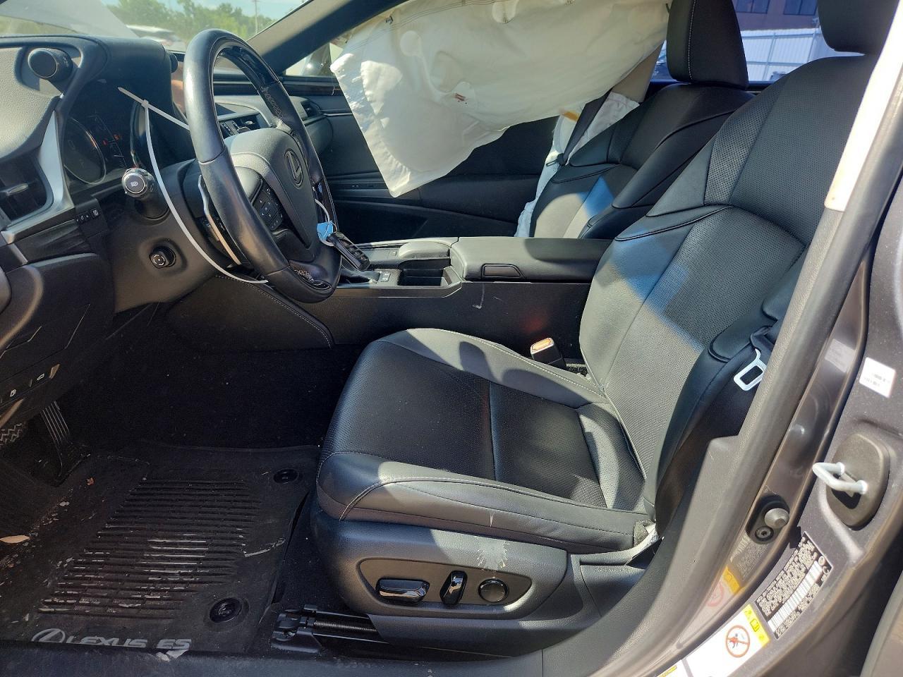 2019 Lexus Es 300H - Image 7