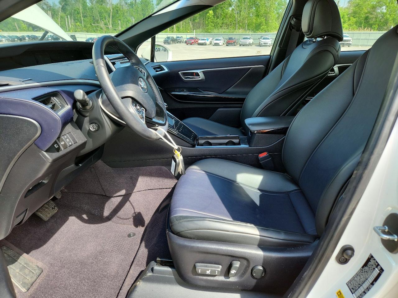 2016 Toyota Mirai Base - Фото 7