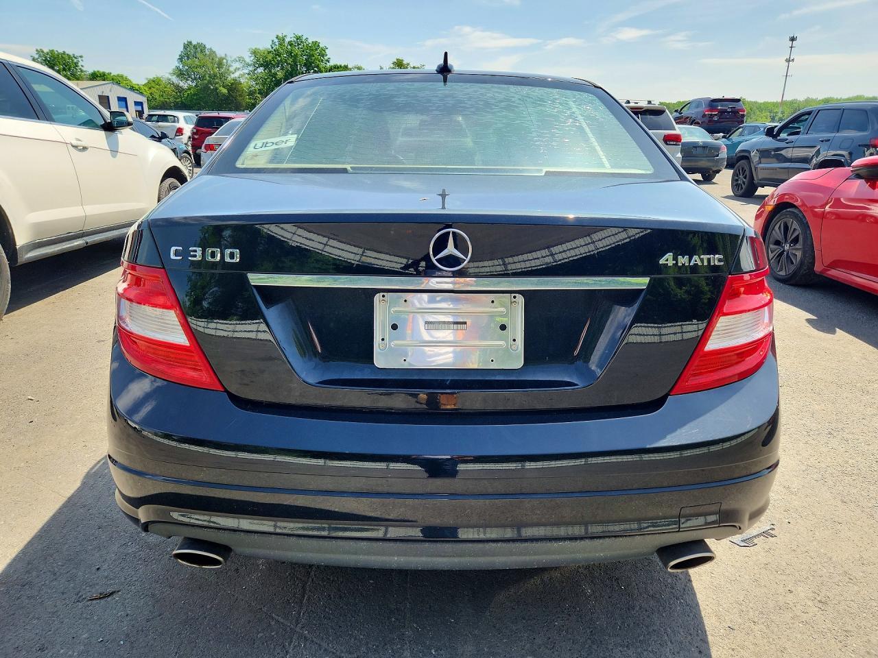 2011 Mercedes-Benz C 300 4Matic - Фото 6