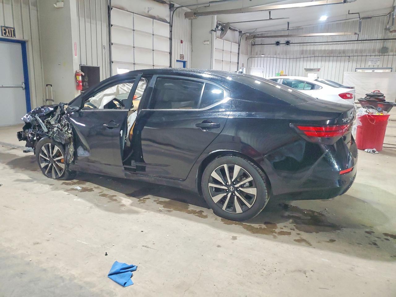 2022 Nissan Sentra Sv - Image 2