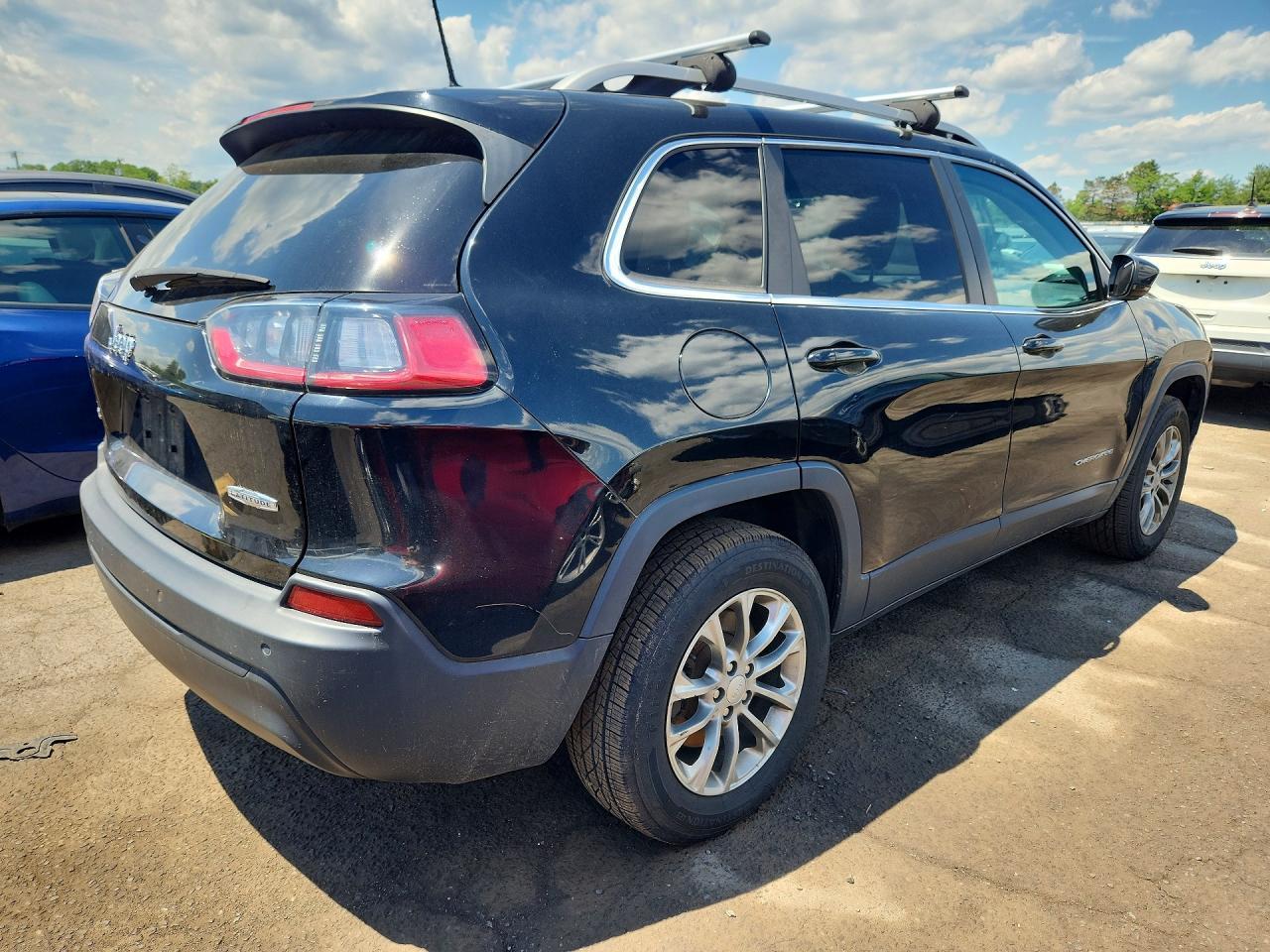 2019 Jeep Cherokee Latitude Plus - Фото 3