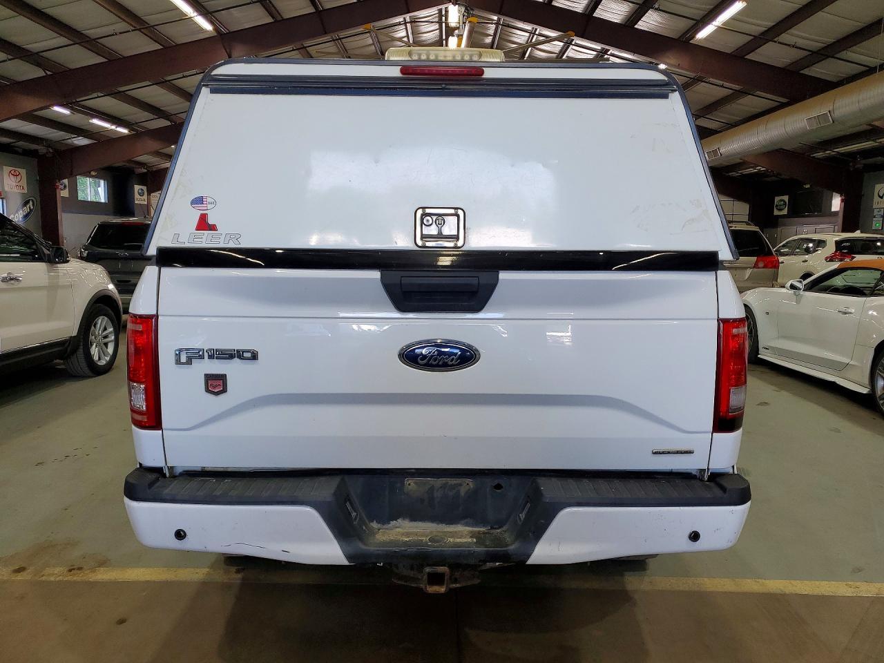 2016 Ford F150 Super Cab - Фото 6