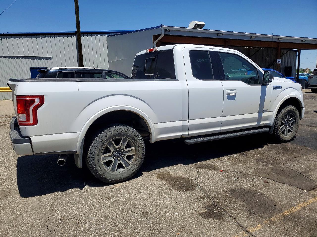 2016 Ford F150 Super Cab - Фото 3