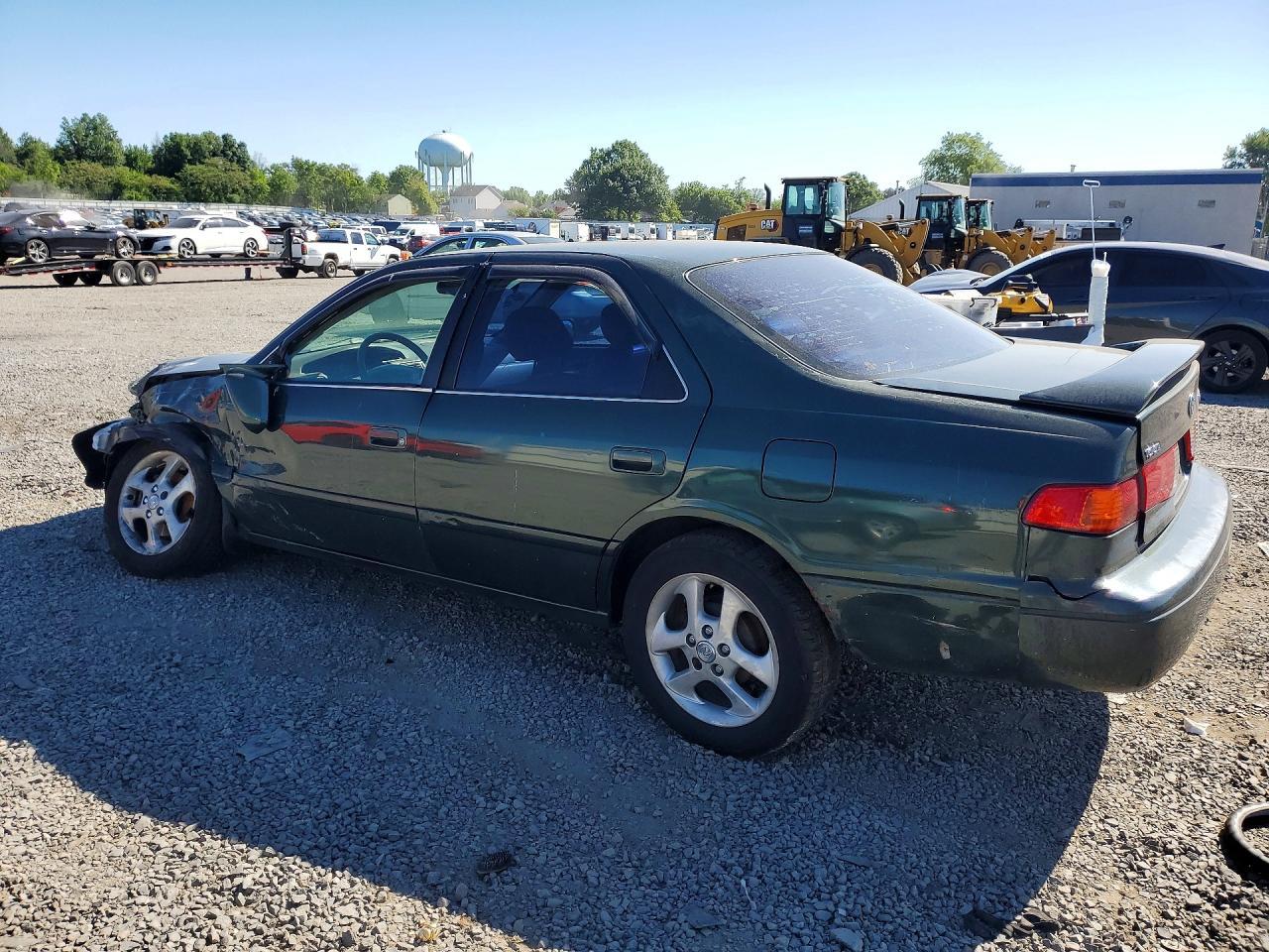 2001 Toyota Camry Le - Image 2
