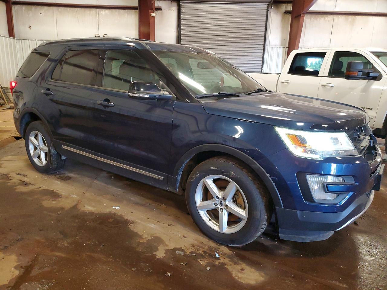 2016 Ford Explorer Xlt - Image 4